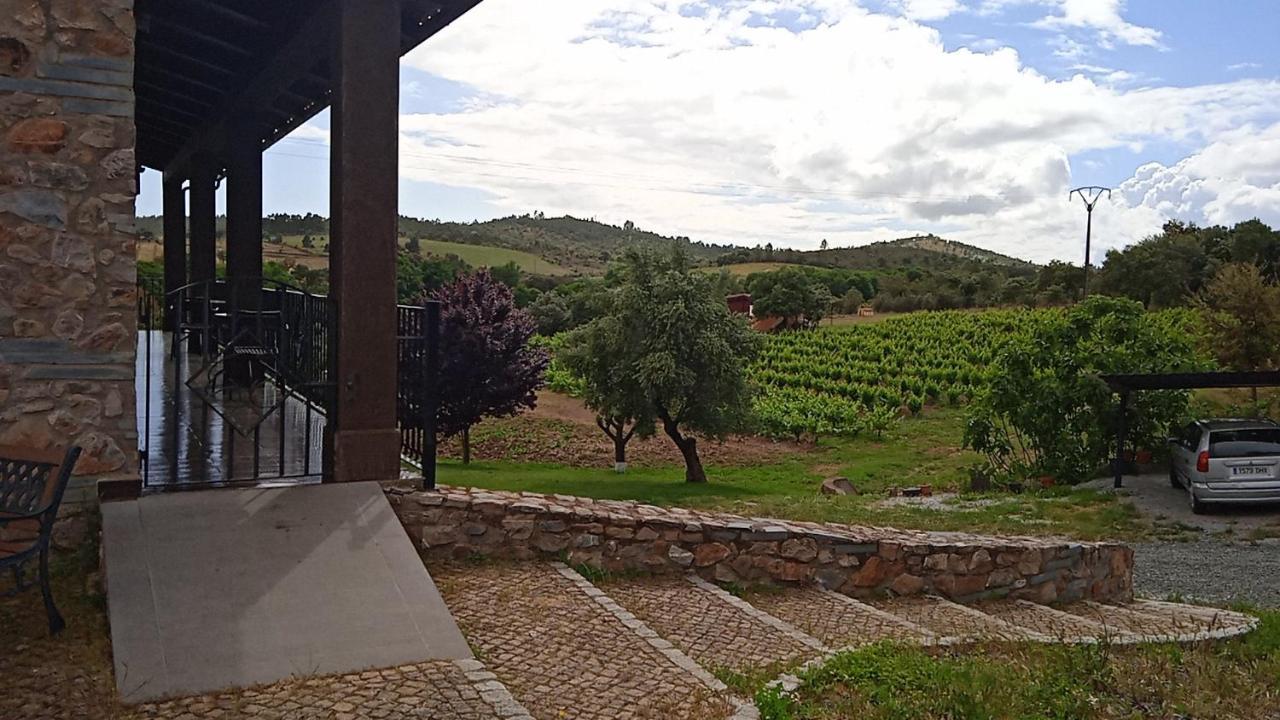 Casa Rural Camino Del Alentejo Vila La Codosera Exterior foto